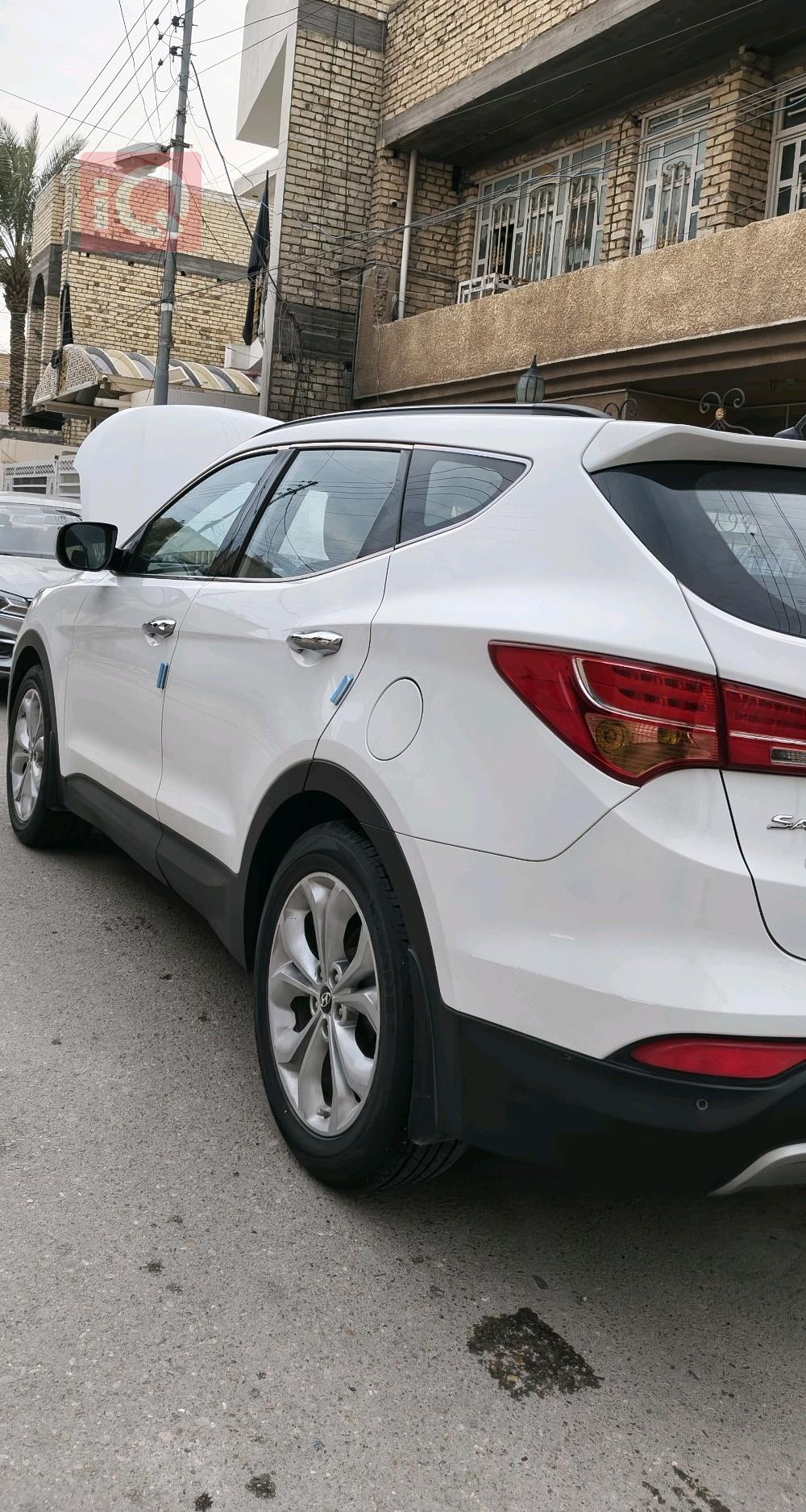 هيونداي سانتافي